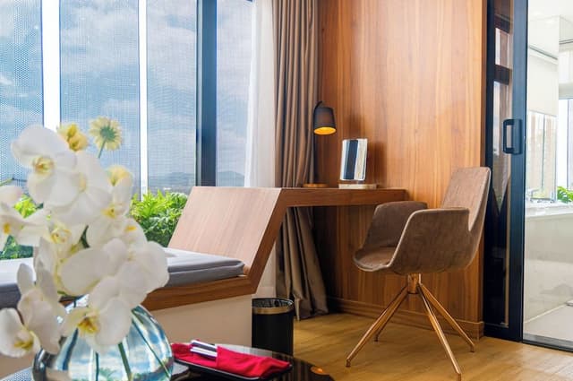 Signature Suite