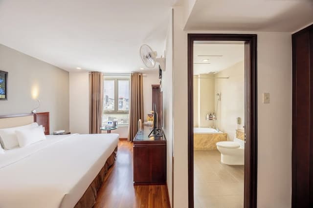 Deluxe Suite Double