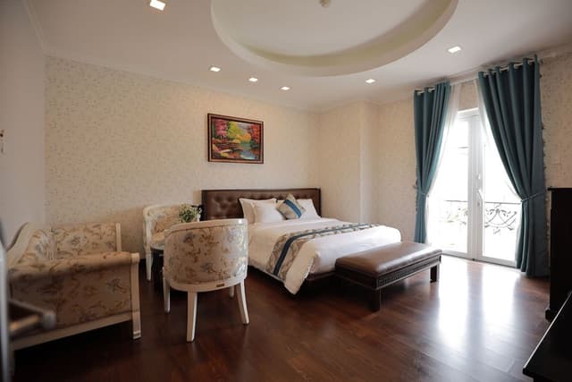 Suite, Connecting Rooms
