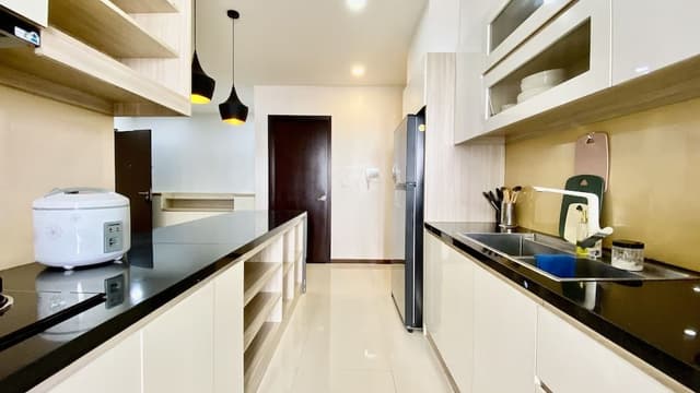 Luxury Apartment, 3 Bedrooms, City View (3 King Beds)