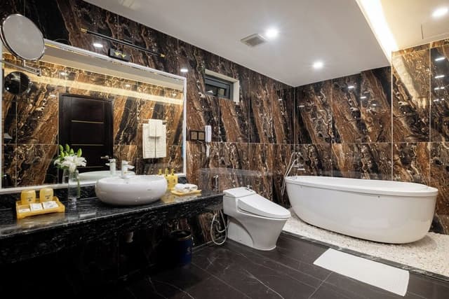 Presidential Suite, Multiple Beds, City View