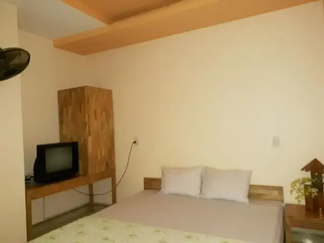 Economy Room