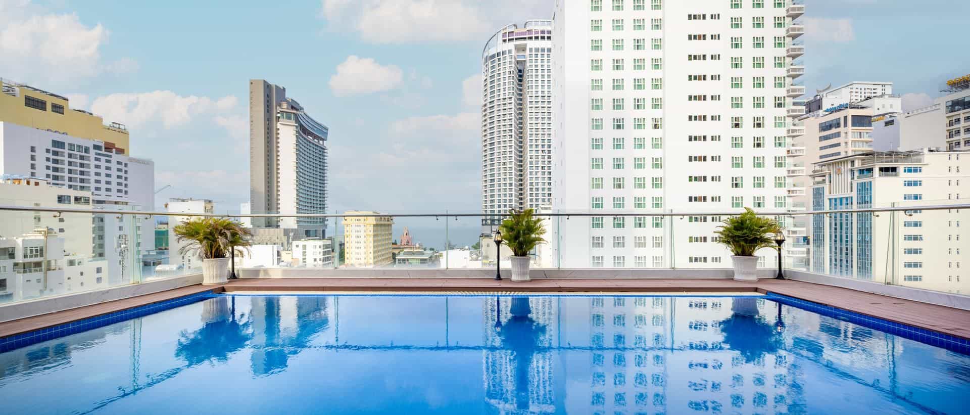 โรงแรมซาตา โรงแรมซาตา
