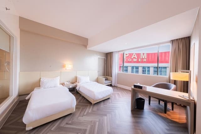 Deluxe Twin Room
