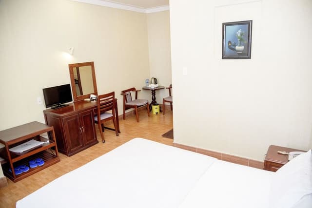 Standard Double Room, No Windows