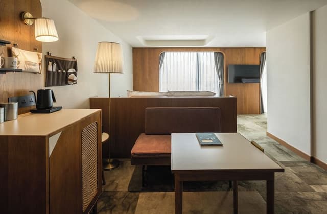 Deluxe Triple Room