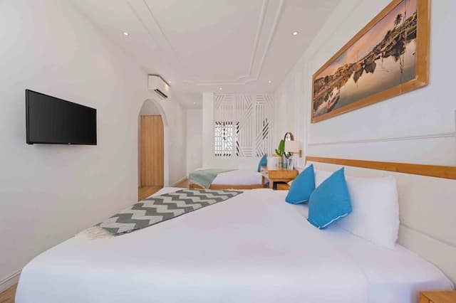 Signature Villa, Multiple Bedrooms, Pool View