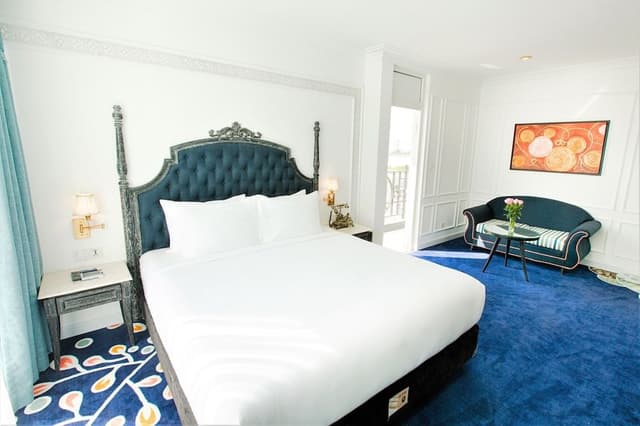 Fivitel Suite, River View
