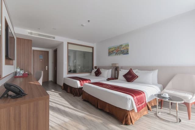 Deluxe Triple Room, City View