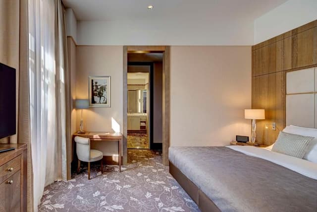 Anantara Suite
