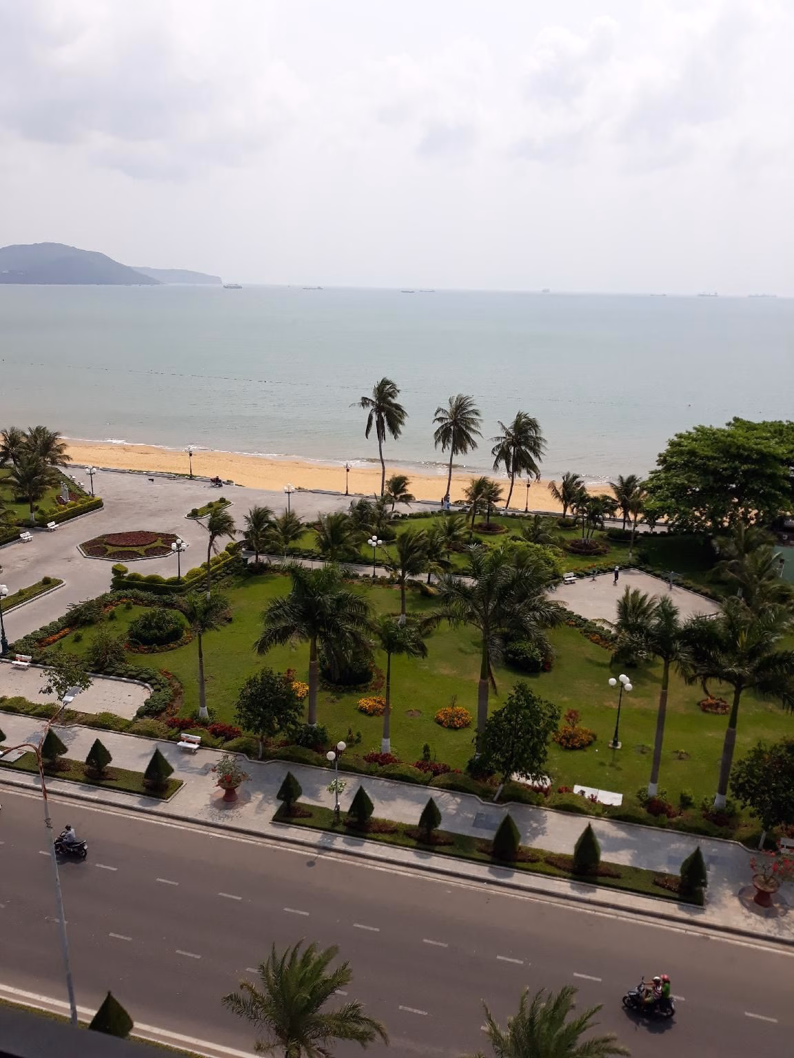 โรงแรมอัญ วี (Anh Vy Hotel)1