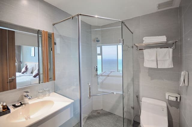 Senior Deluxe Sea View