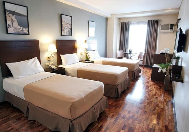 Deluxe Triple Room