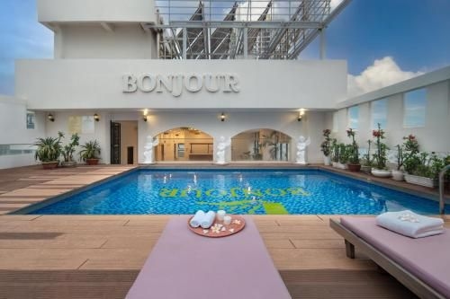 โรงแรมบงฌูร์ ยาจาง (Bonjour Nha Trang Hotel)1