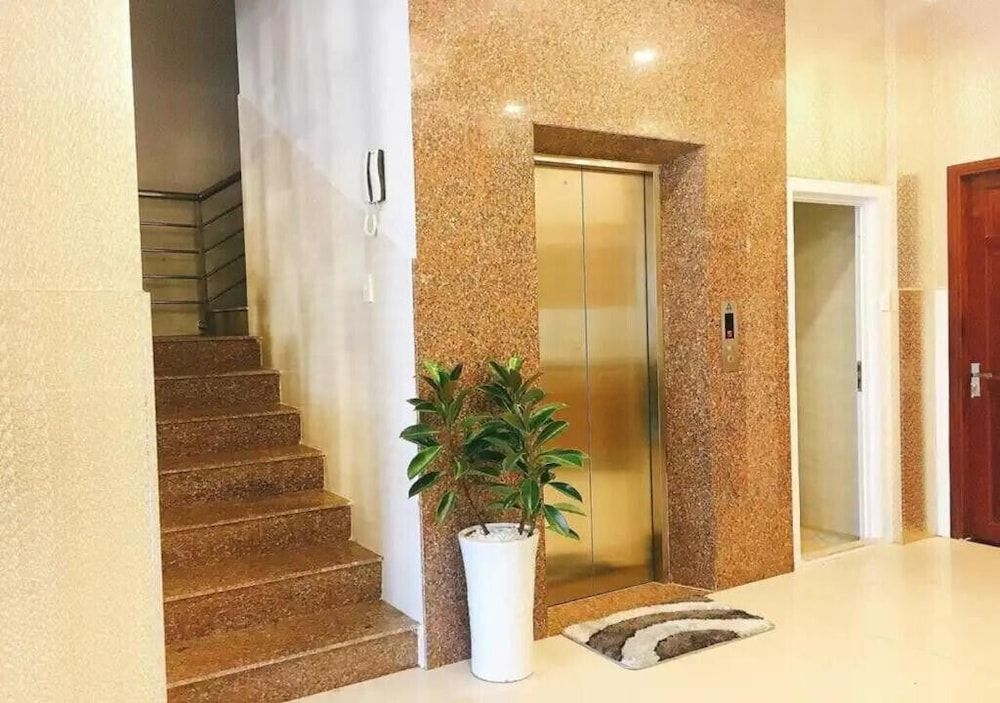 Bro Hotel4