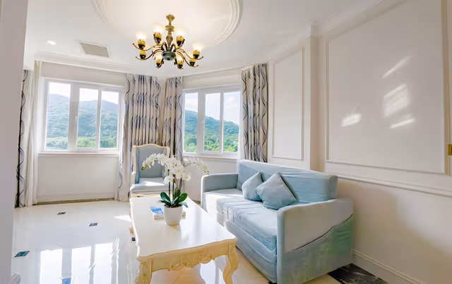 Suite, Garden View