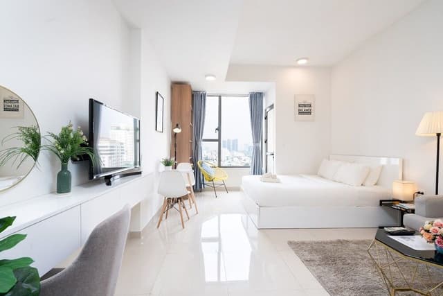 TeeUP Home Studio (Free Swimming Pool & Gym)