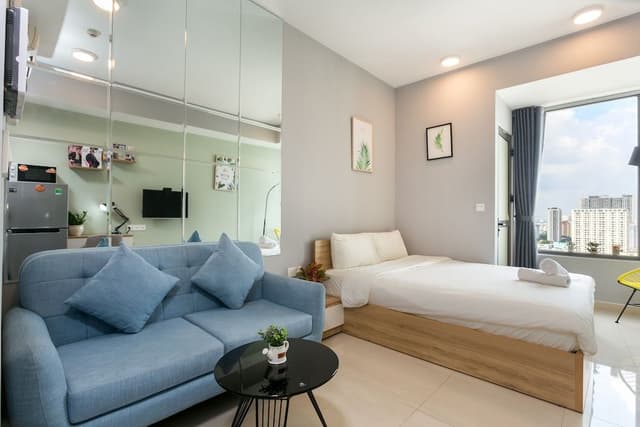 TeeUP Home Studio (Free Swimming Pool & Gym)