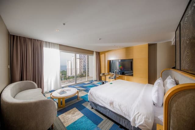 Executive Suite