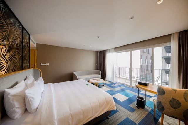 Executive Suite