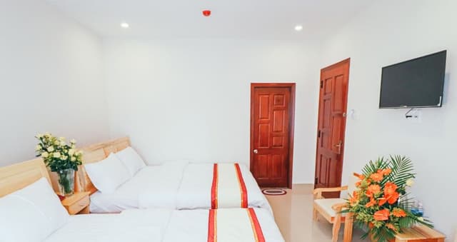 Superior Quadruple Room, 2 Queen Beds, Non Smoking, City View