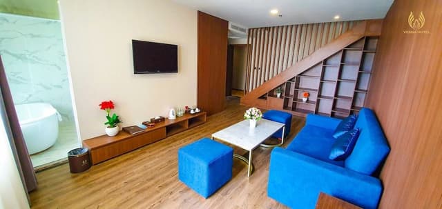Family Room, 2 Bedrooms, City View