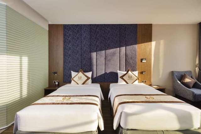 Deluxe Room, 2 Twin Beds, Sea View