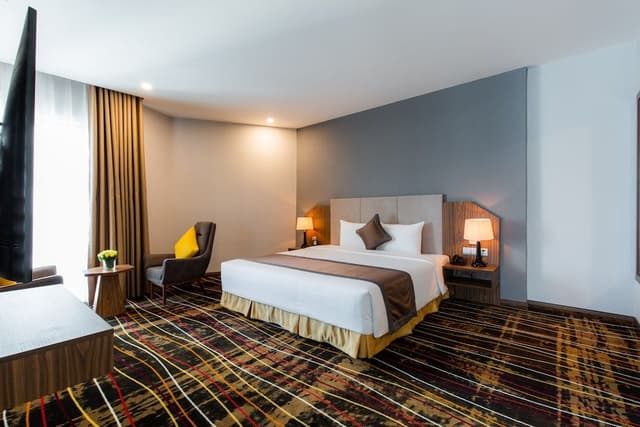 Executive Suite