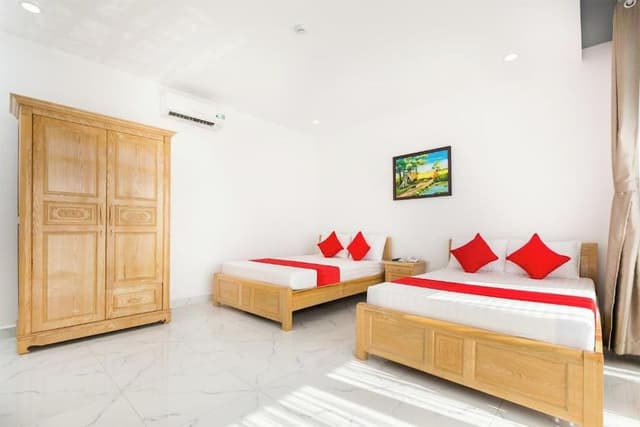 Deluxe Family Room