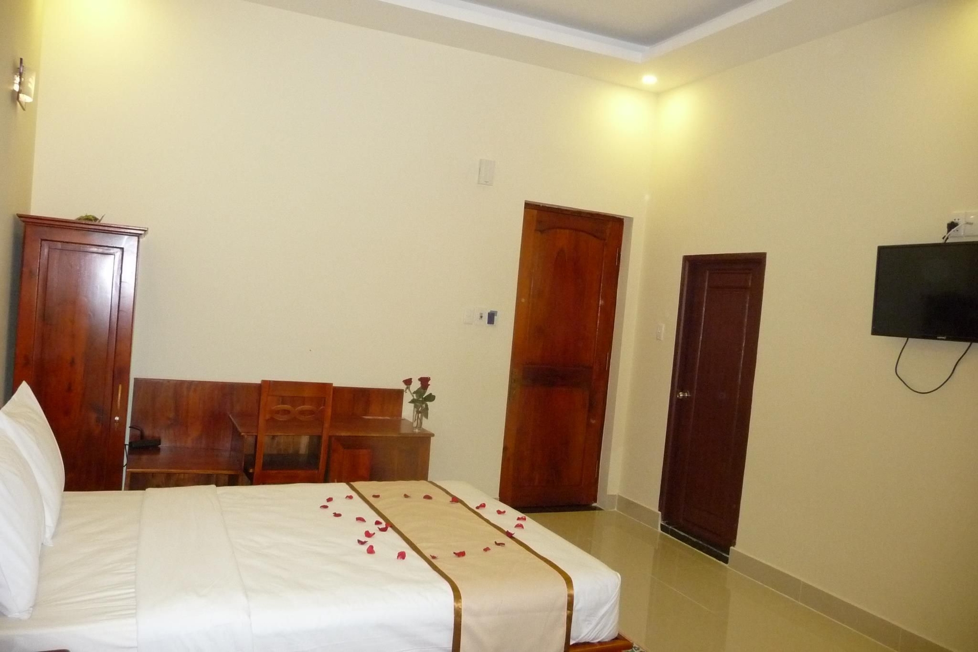 โรงแรมเทียน ฟู เยีย (Thien Phu Nghia Hotel)4
