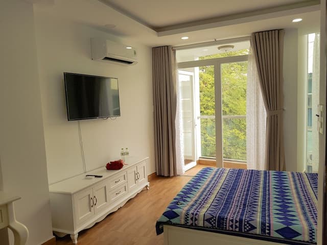 Junior Studio, 1 Double Bed, Non Smoking, City View