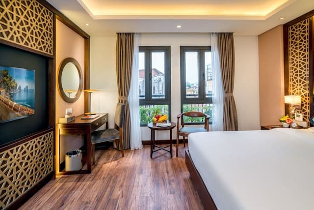 Suite - Breakfast Included