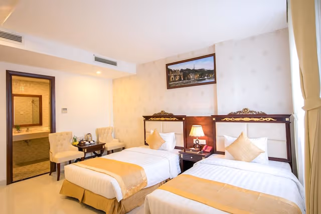 Superior Twin Room with Window