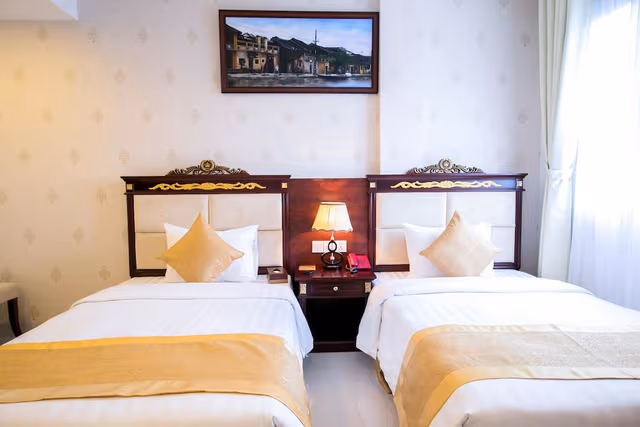 Superior Twin Room with Window