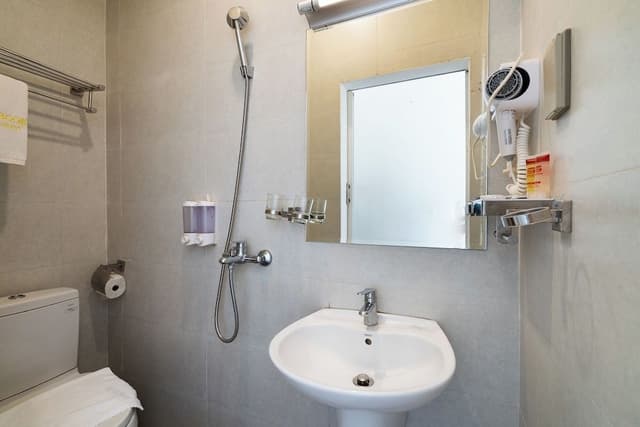 Deluxe Single Room
