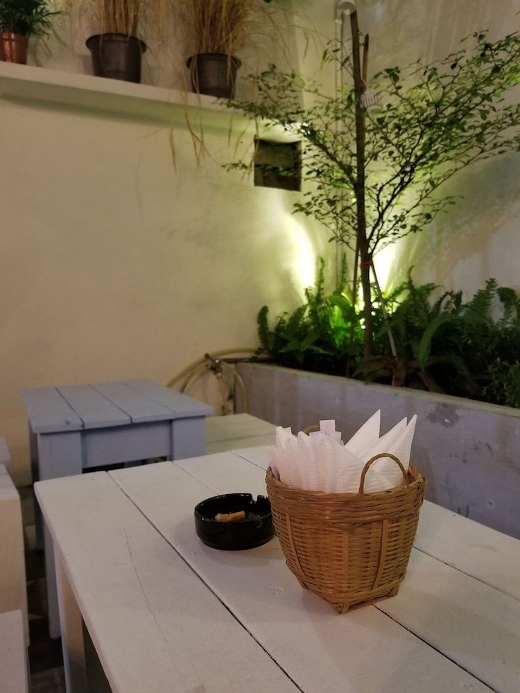 KHA Hostel & Cafe3