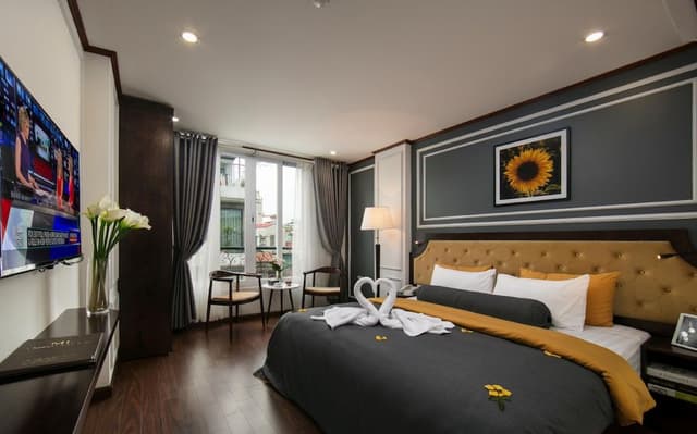 Junior Suite with Balcony