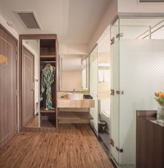 Premier Double or Twin Room, 1 Bedroom, Partial Sea View