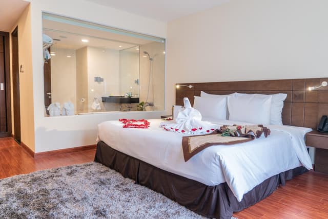 Executive Suite