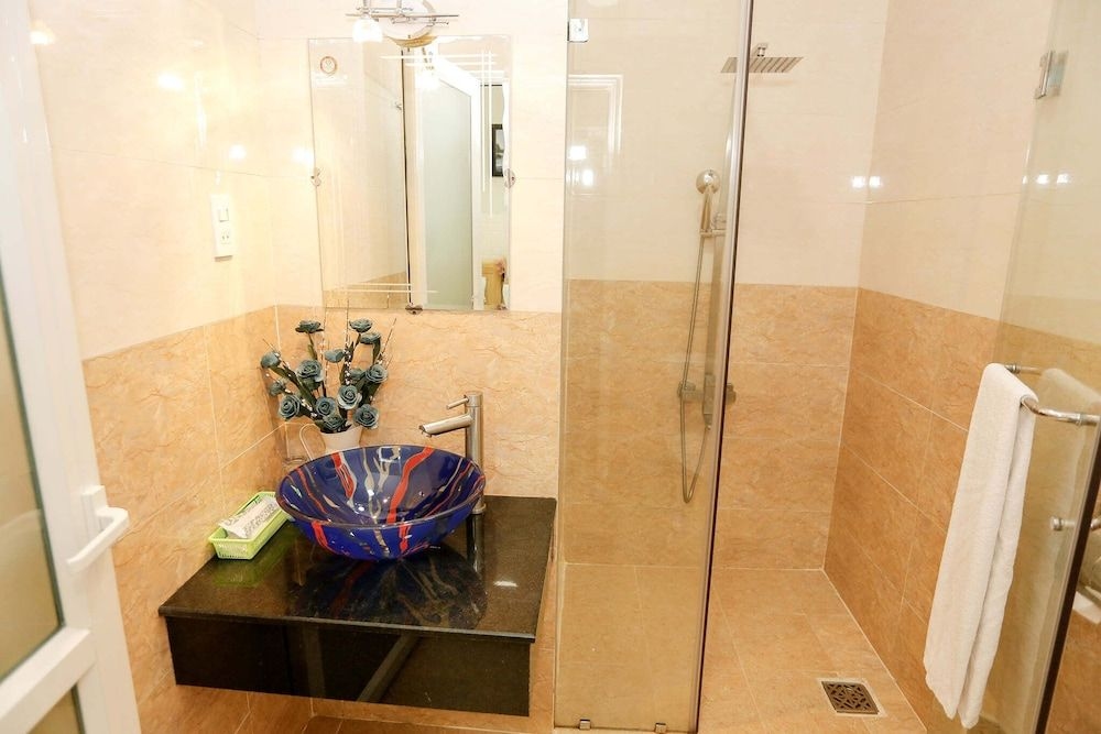 Co Hong Hotel4