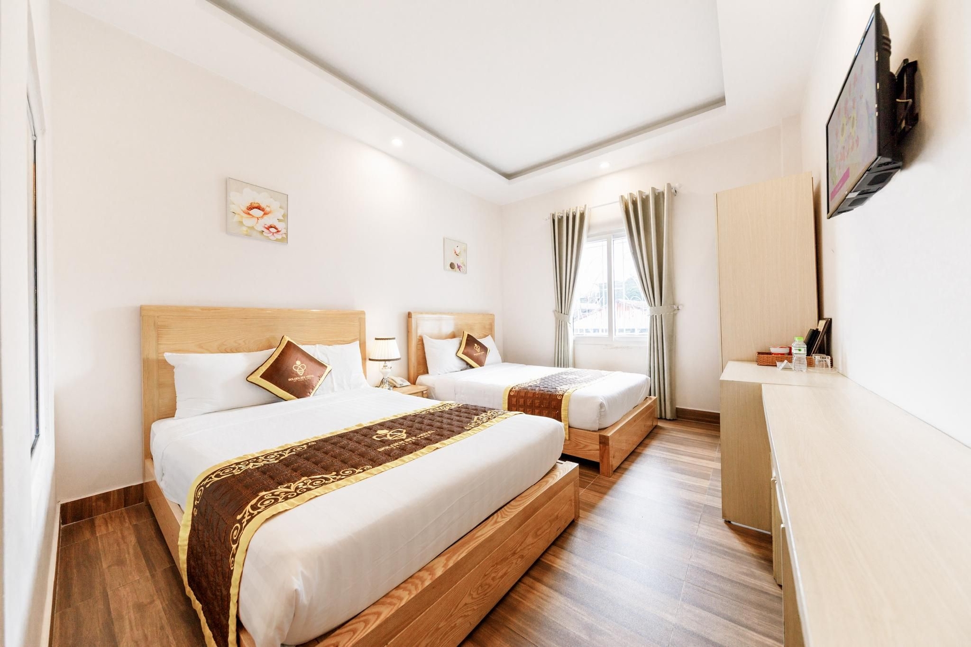 โรงแรมโกลเดน บี (GOLDEN BEE HOTEL)2