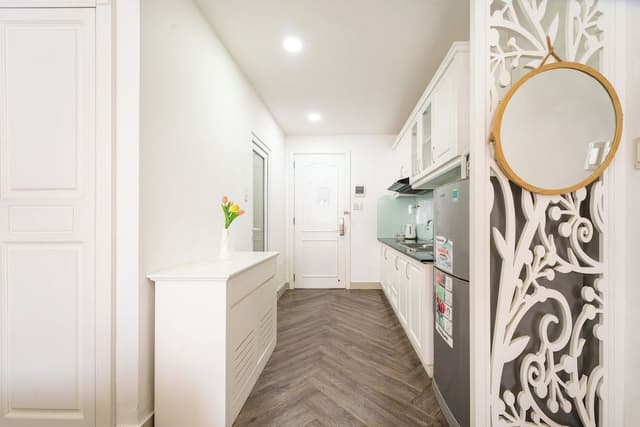 Standard Apartment, Multiple Beds, Bathtub