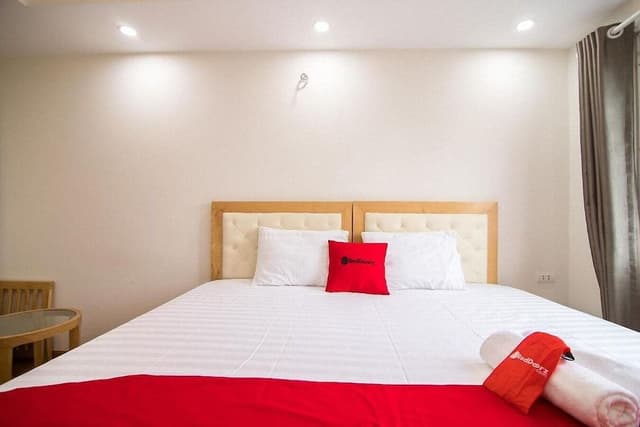 Deluxe Double Room Single Use