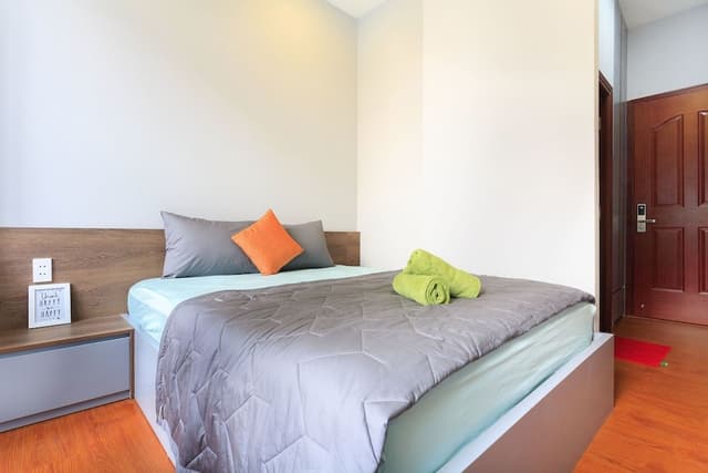 City Double Room, 1 Queen Bed, City View