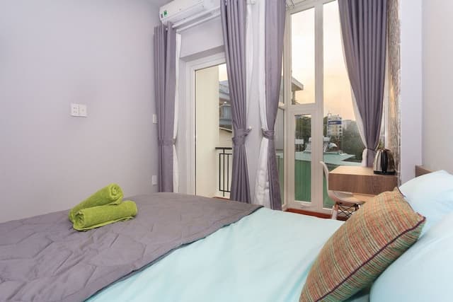 City Double Room, 1 Queen Bed, City View