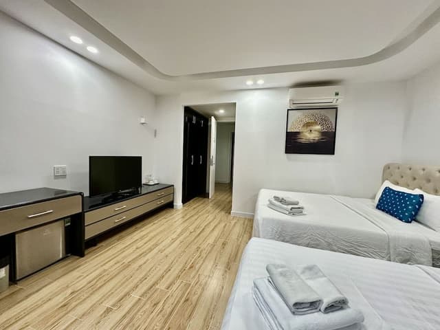5BR Duplex villa by the beach