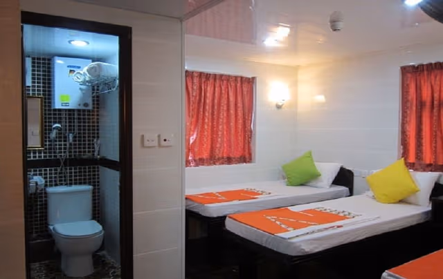 Triple Room