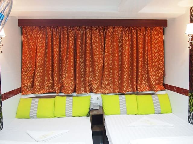Suite, 2 Bedrooms (8 People)