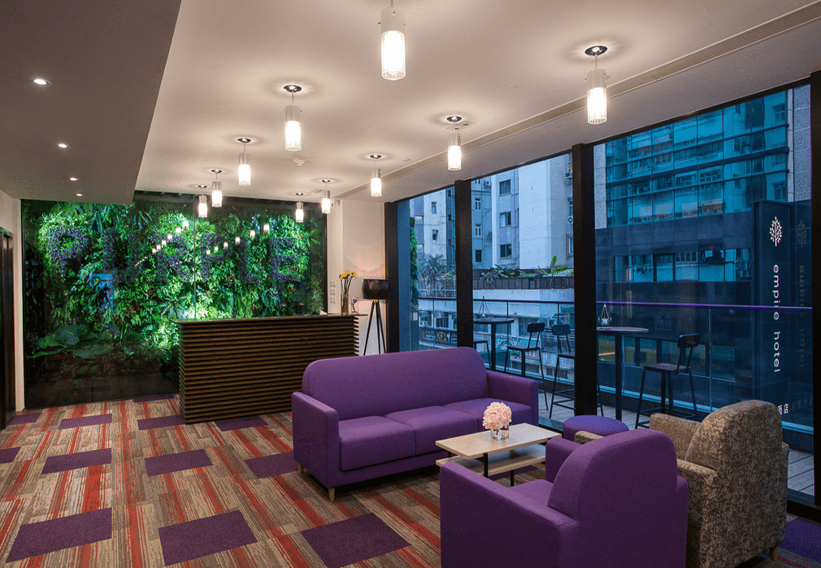 โรงแรมเพอร์เพิล โรงแรมเพอร์เพิล