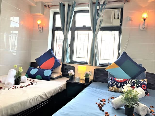 Deluxe Family Room